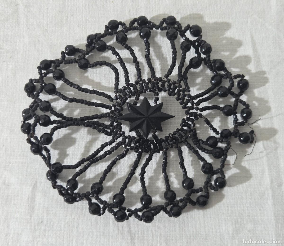 Antig&uuml;edades: Aplique de vidrio o cristal negro
