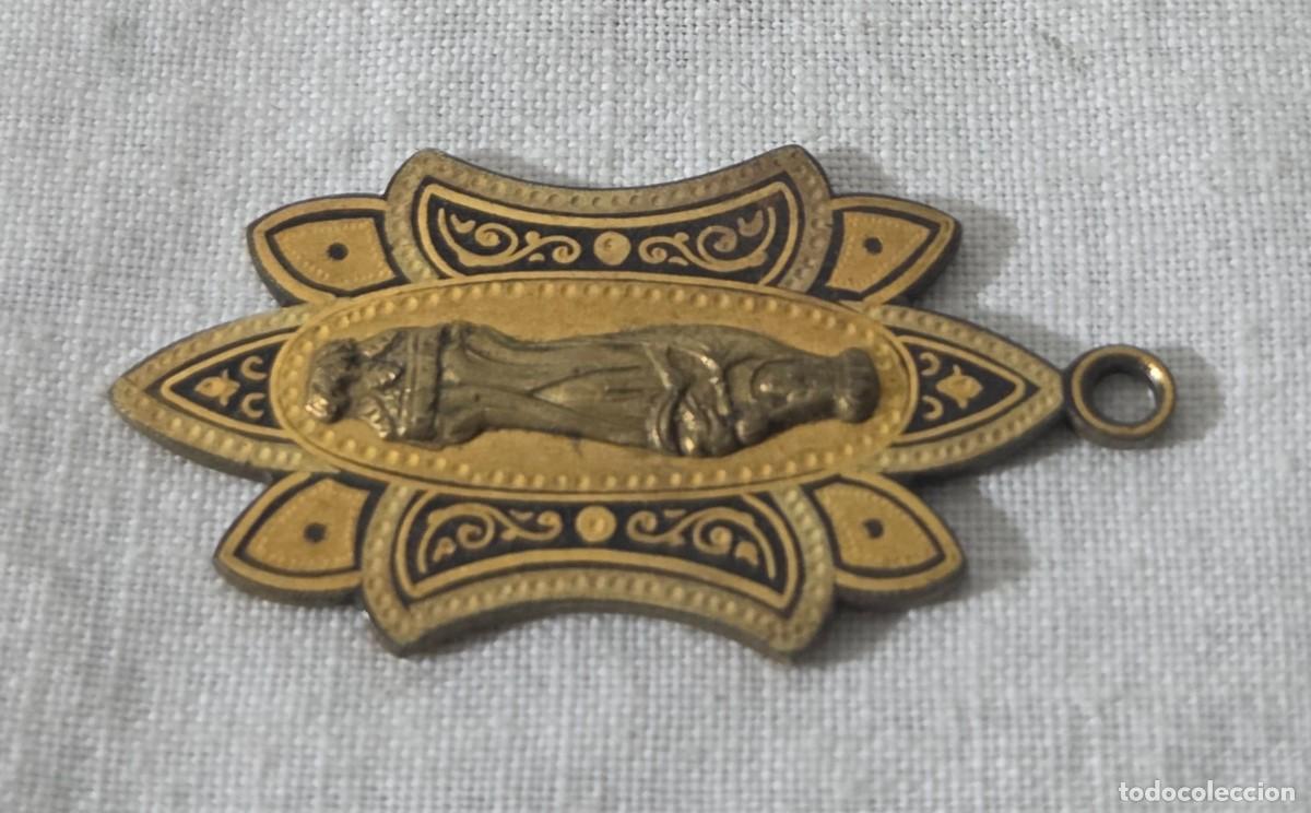 Antig&uuml;edades: Medalla damasquinada de la virgen - Foto 3