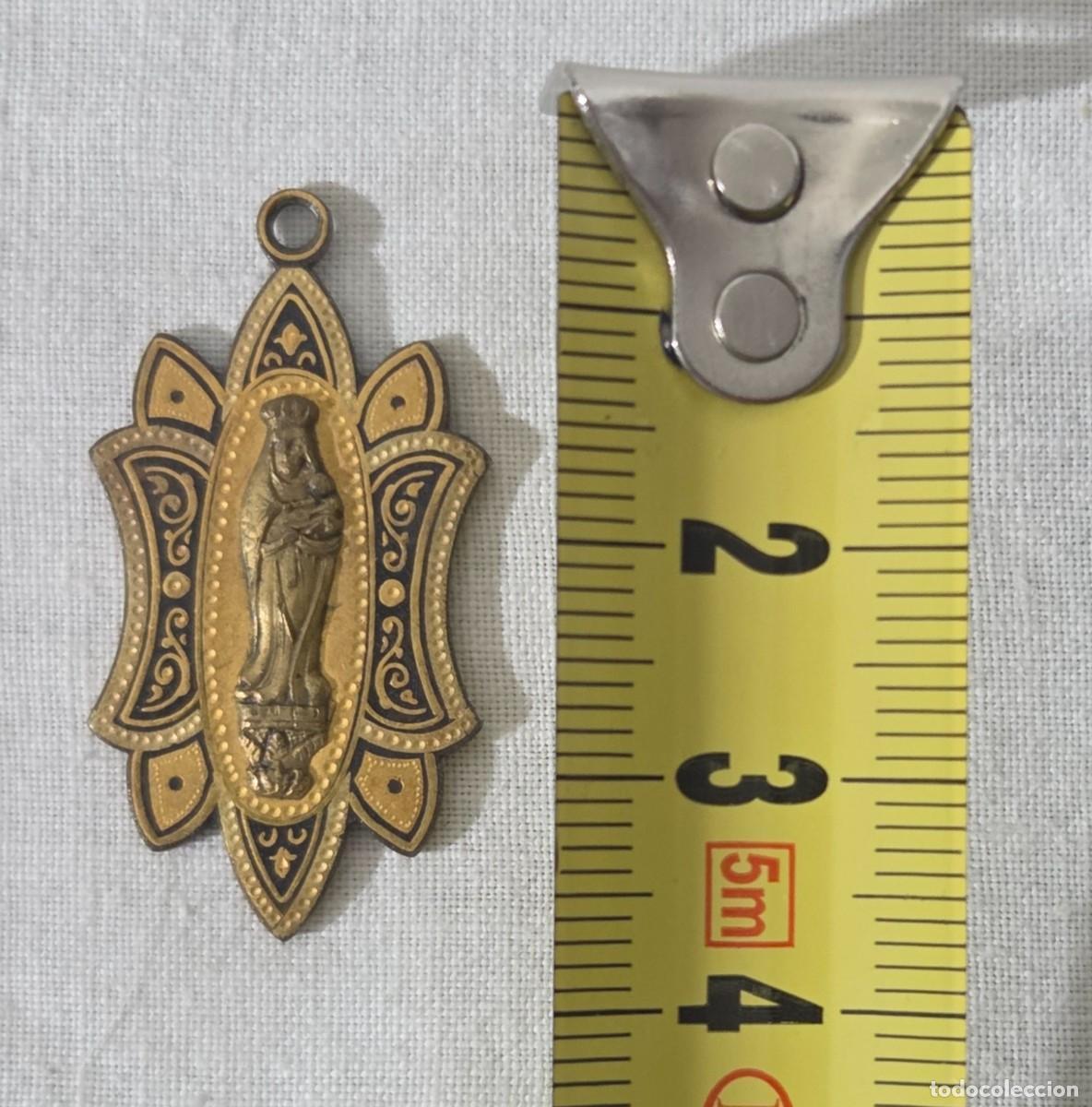Antig&uuml;edades: Medalla damasquinada de la virgen - Foto 7