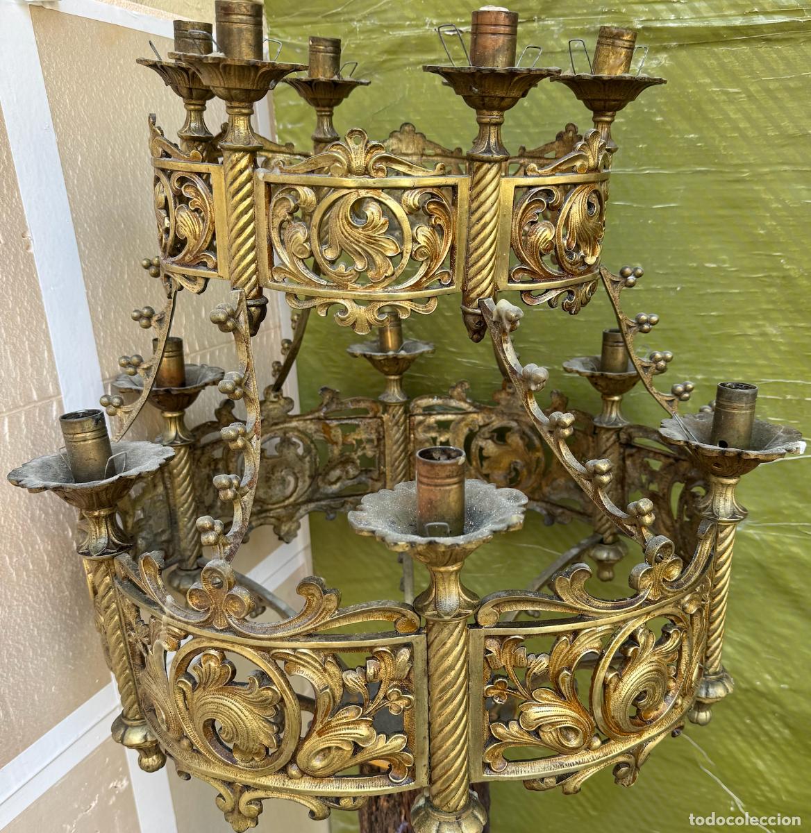 Antig&uuml;edades: L&aacute;mparas candelabros neog&oacute;ticos de bronce