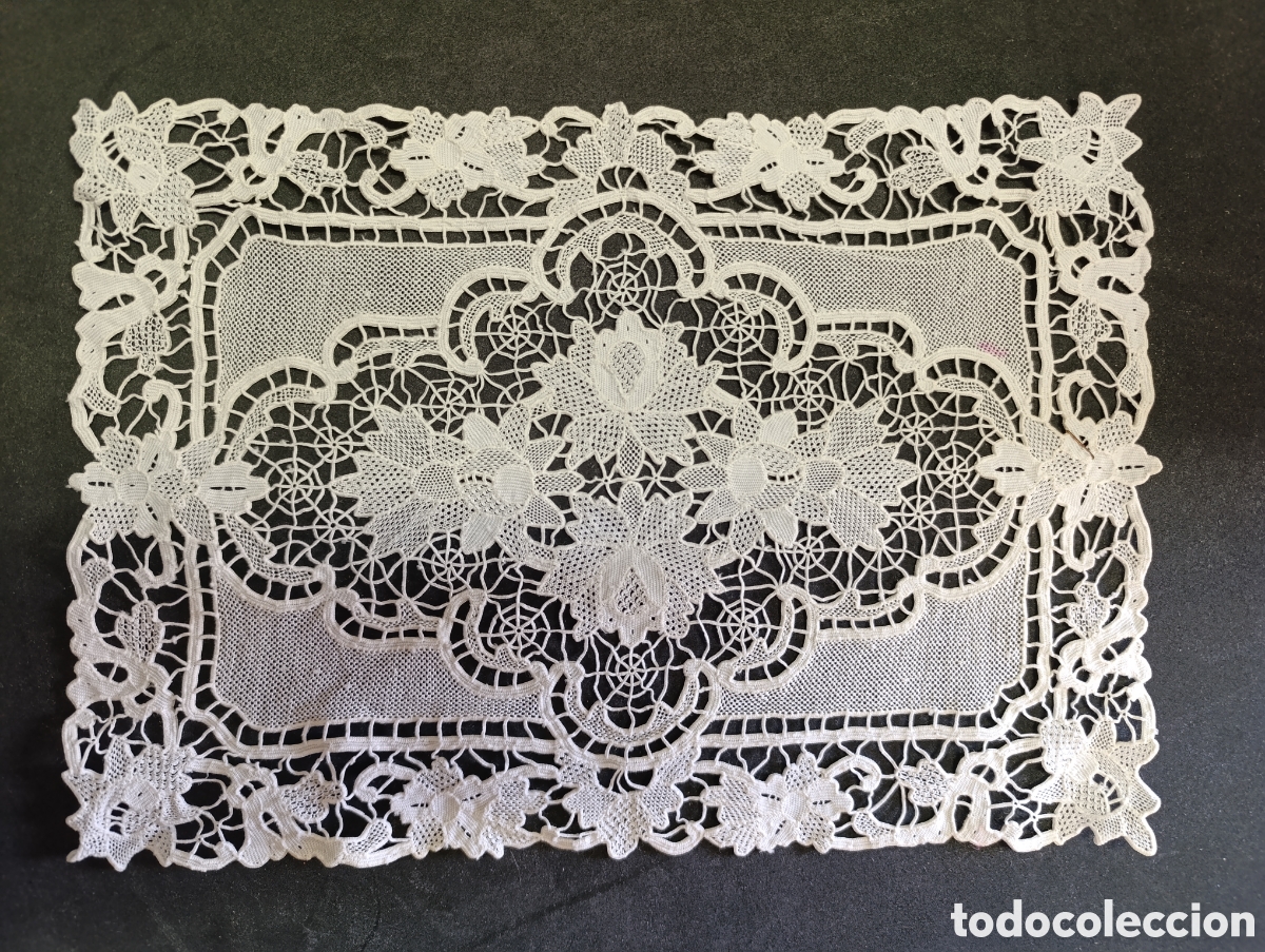 Antig&uuml;edades: ENCAJE DE BOLILLOS. PIEZA RECTANGULAR CON MOTIVOS FLORALES. - Foto 16