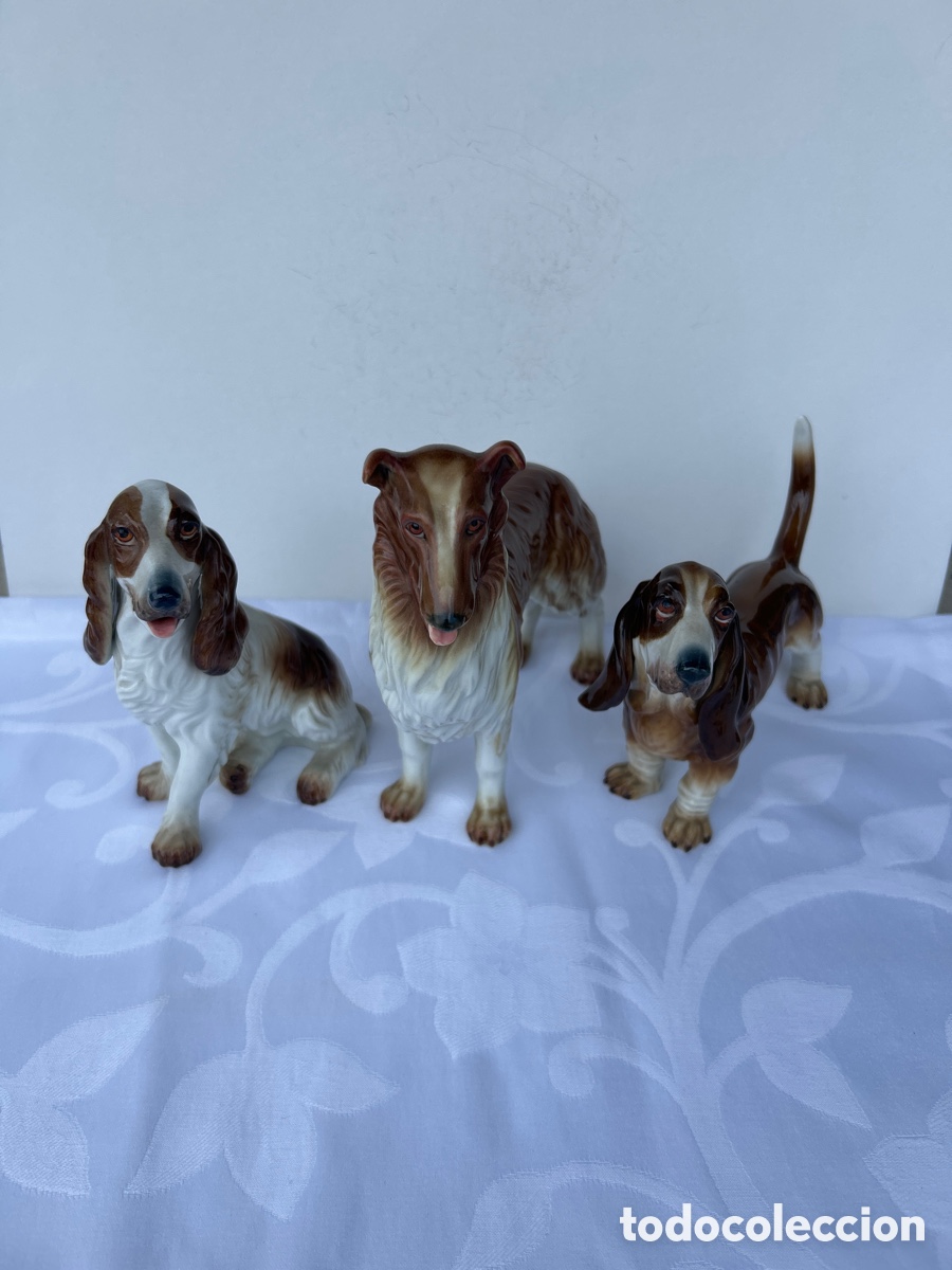 Antig&uuml;edades: Lote de tres figuras de porcelana Bidasoa.