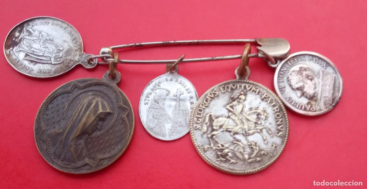 Antig&uuml;edades: Conjunto de Medallas Religiosas Antiguas.