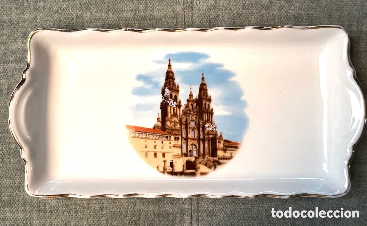 Antig&uuml;edades: (L823) Antigua Bandeja Porcelana Catedral de Santiago de Compostela 21cm