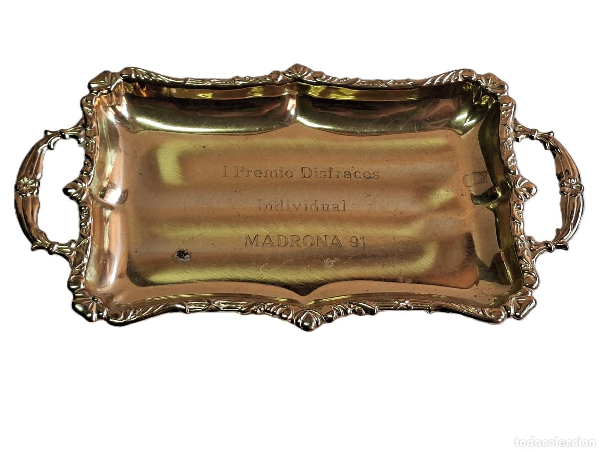 Antig&uuml;edades: BANDEJA DECORATIVA VINTAGE DE 22,5X12,5 CM.