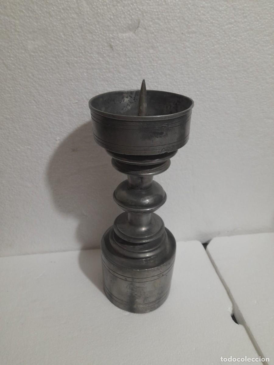 Antig&uuml;edades: Candelabro de Peltre hecho en Portugal
