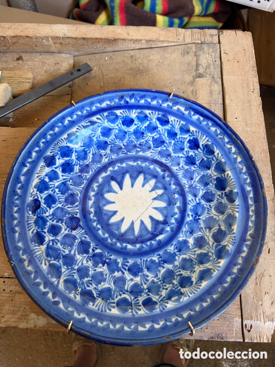 Antig&uuml;edades: Plato de Manises restaurado 30cm