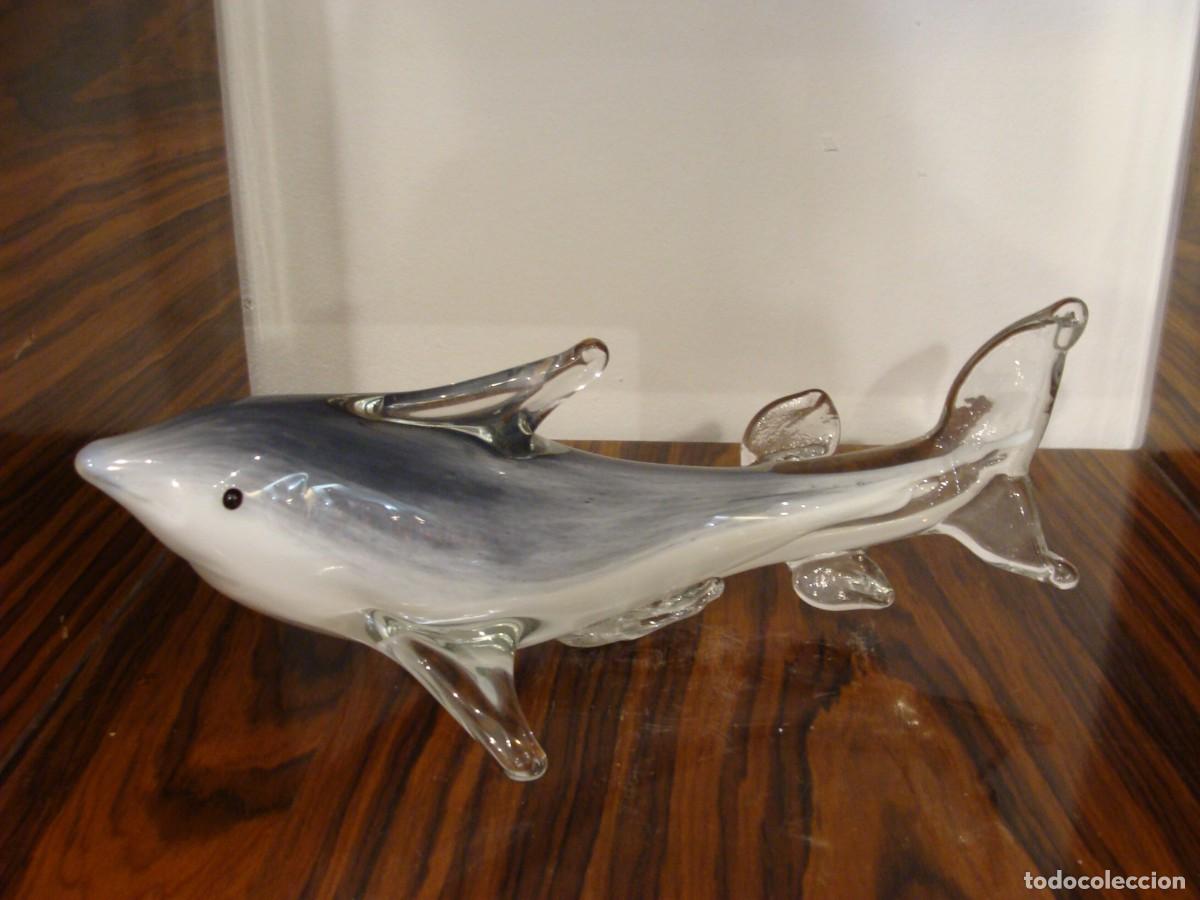 Antig&uuml;edades: Tibur&oacute;n en color gris realizado en cristal de Murano