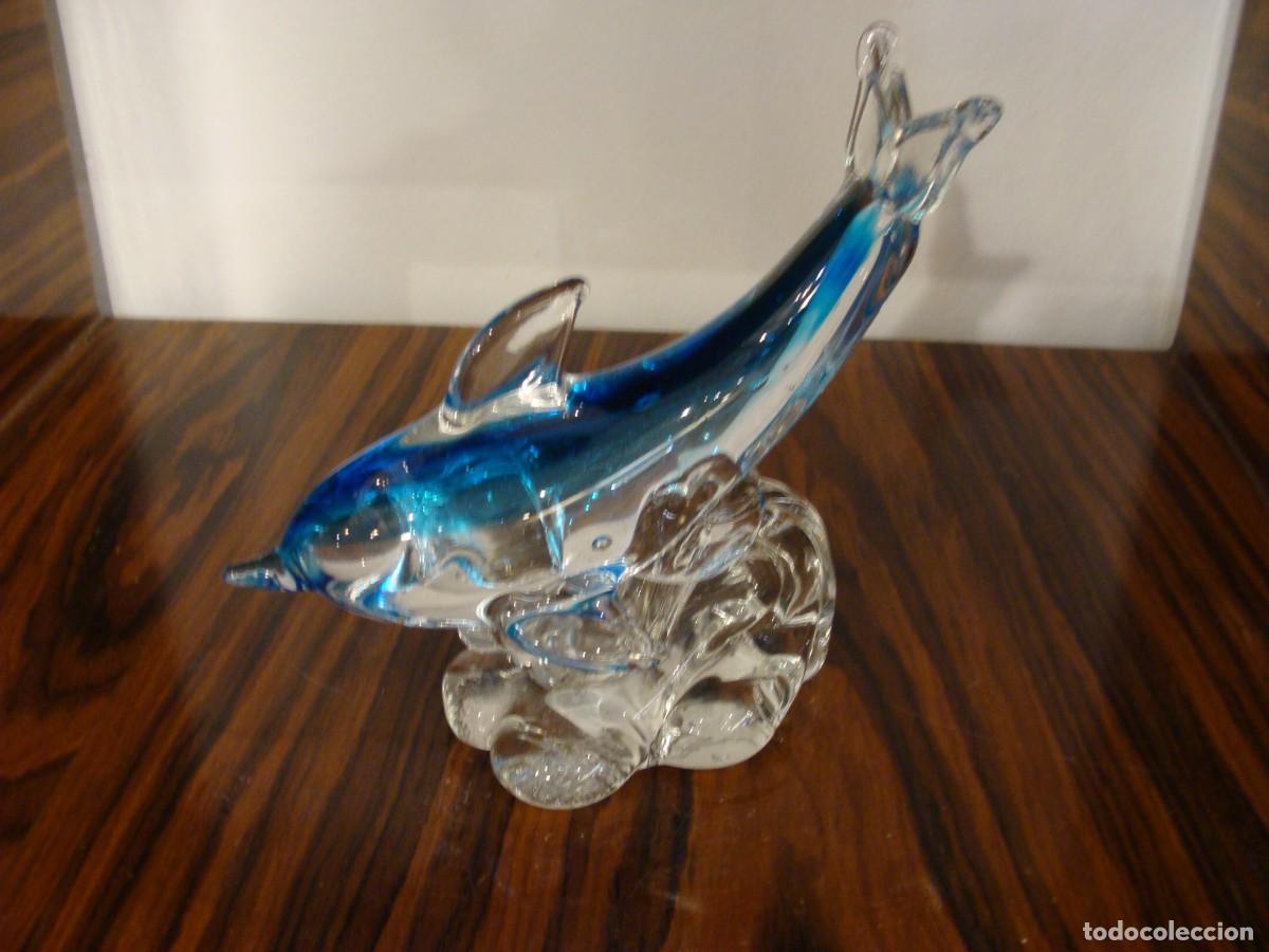 Antig&uuml;edades: Delfin sobre ola en cristal de murano