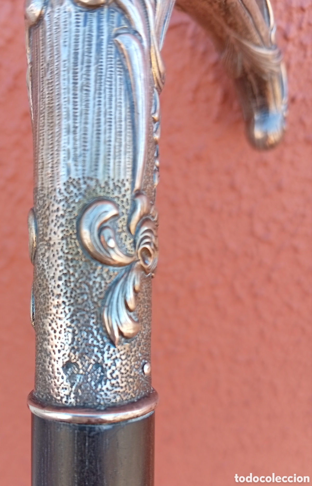 Antiquit&eacute;s: Precioso antiguo baston de colecci&oacute;n con empu&ntilde;adura de plata contrastada y bara de madera exotixmcsb