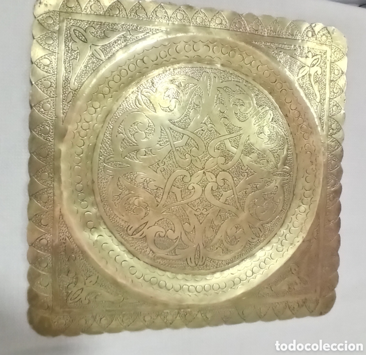 Antig&uuml;edades: Bandeja cuadrada de lat&oacute;n &aacute;rabe - Foto 2