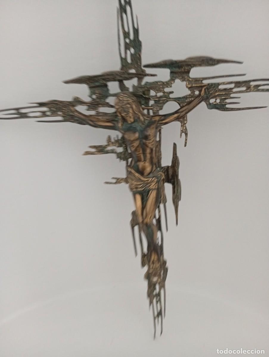 Antig&uuml;edades: Crucifijo de bronce . Imagen - Foto 4