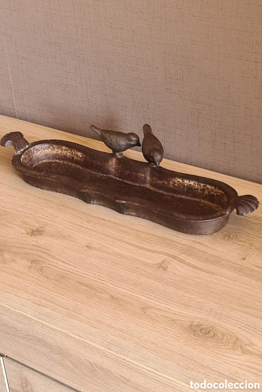 Antig&uuml;edades: Bebedero p&aacute;jaros antiguo decoraci&oacute;n