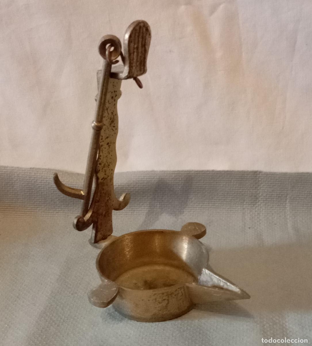 Antig&uuml;edades: L&aacute;mpara Aceite Antigua Candil bronce - Foto 2