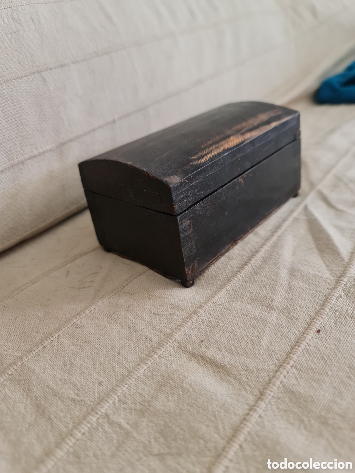 Antig&uuml;edades: Siglo XIX &ndash; Madera Maciza con P&aacute;tina Original