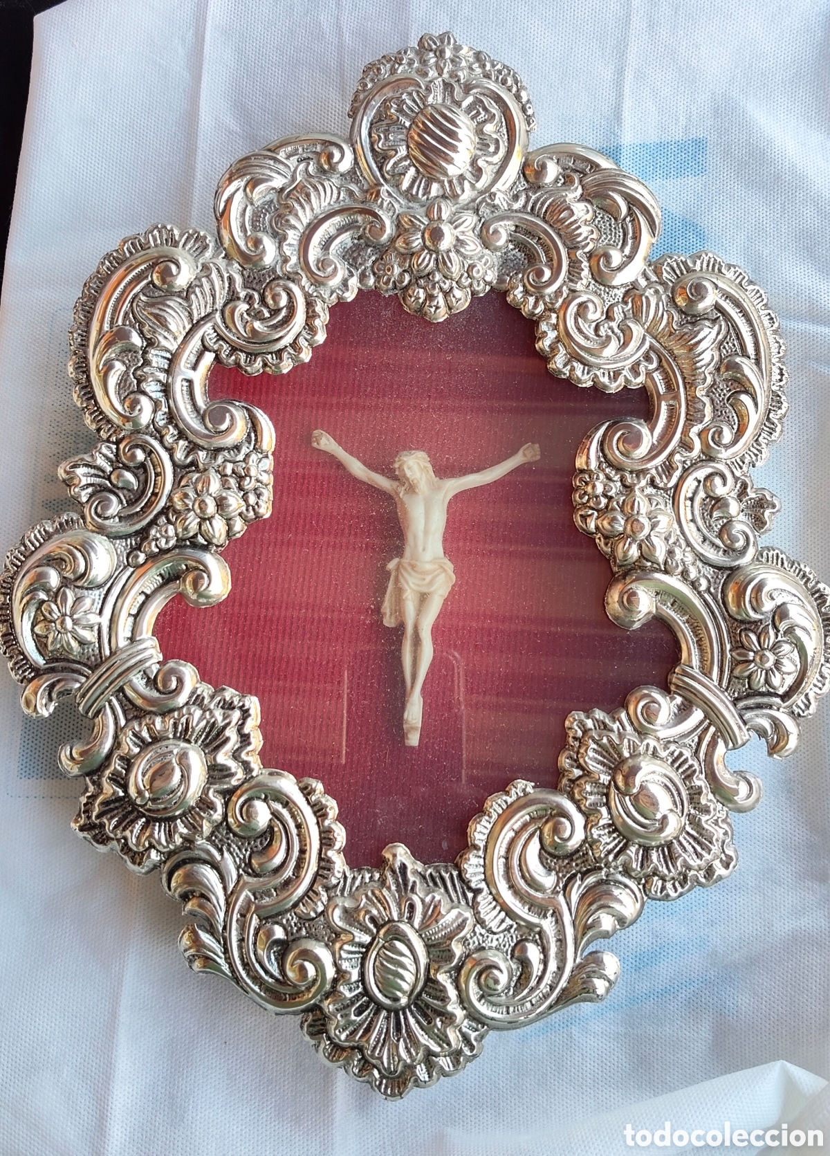 Antig&uuml;edades: Cuadro capilla Cristo relieve, marco metal noble, 35x27 cm