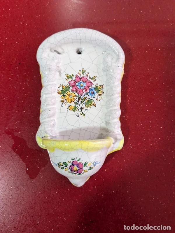 Antig&uuml;edades: Benditera flores rosas y amarillas - Foto 2