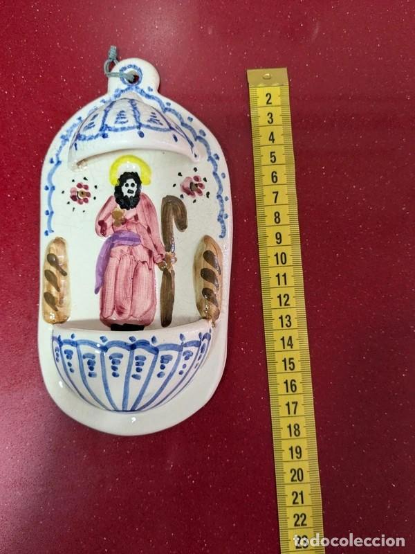 Antig&uuml;edades: Benditera de cer&aacute;mica con Santo - Foto 4