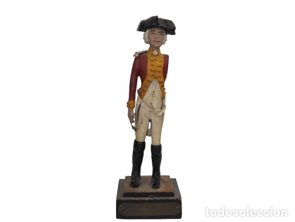 Antig&uuml;edades: Figura de un oficial militar