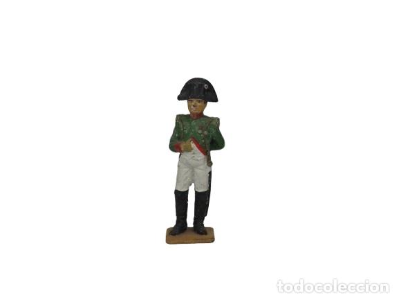Antig&uuml;edades: Figura de militar de &eacute;poca - Foto 1