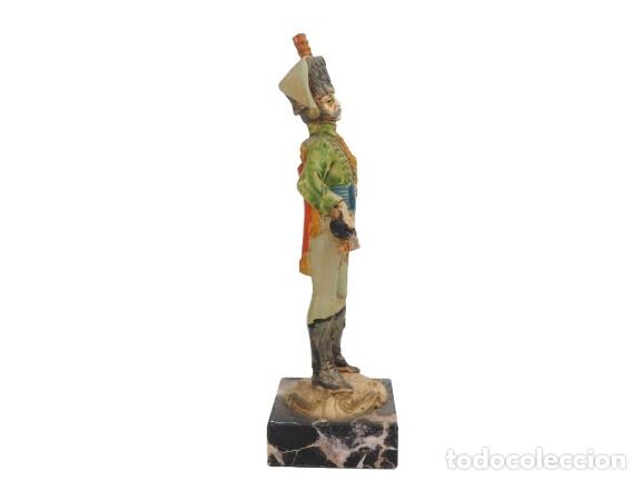 Antig&uuml;edades: Figura de Oficial de H&uacute;sar - Foto 2