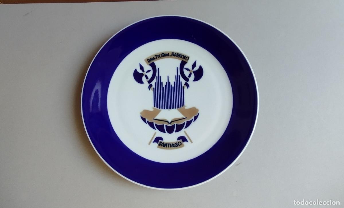 Antig&uuml;edades: Plato de 24 cm (Residencia Teniente General Barroso - Santiago ) - Sargadelos