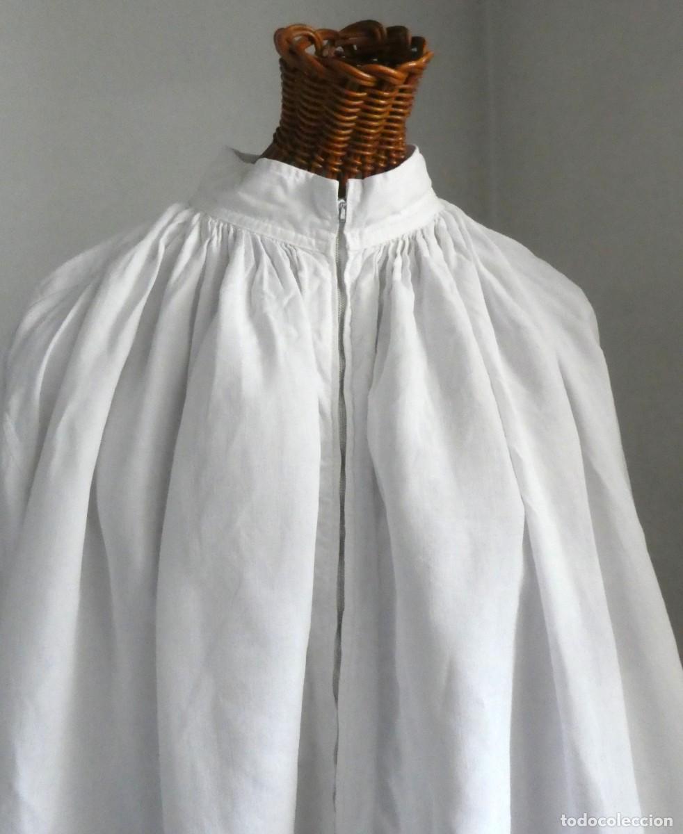 Antig&uuml;edades: ANTIGUA ALBA RELIGIOSA DE LINO S.XX