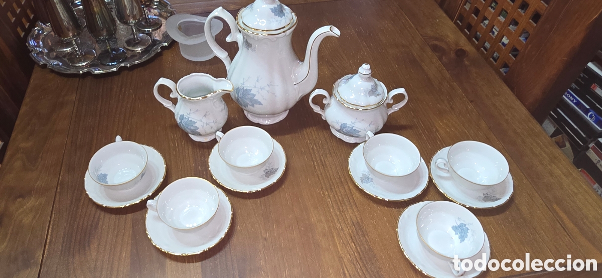 Antig&uuml;edades: Juego de cafe, porcelana fina.