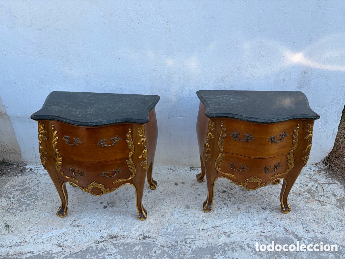 Antig&uuml;edades: Pareja Mesillas, Estilo Luis XV, antiguas, gran calidad, elegantes.