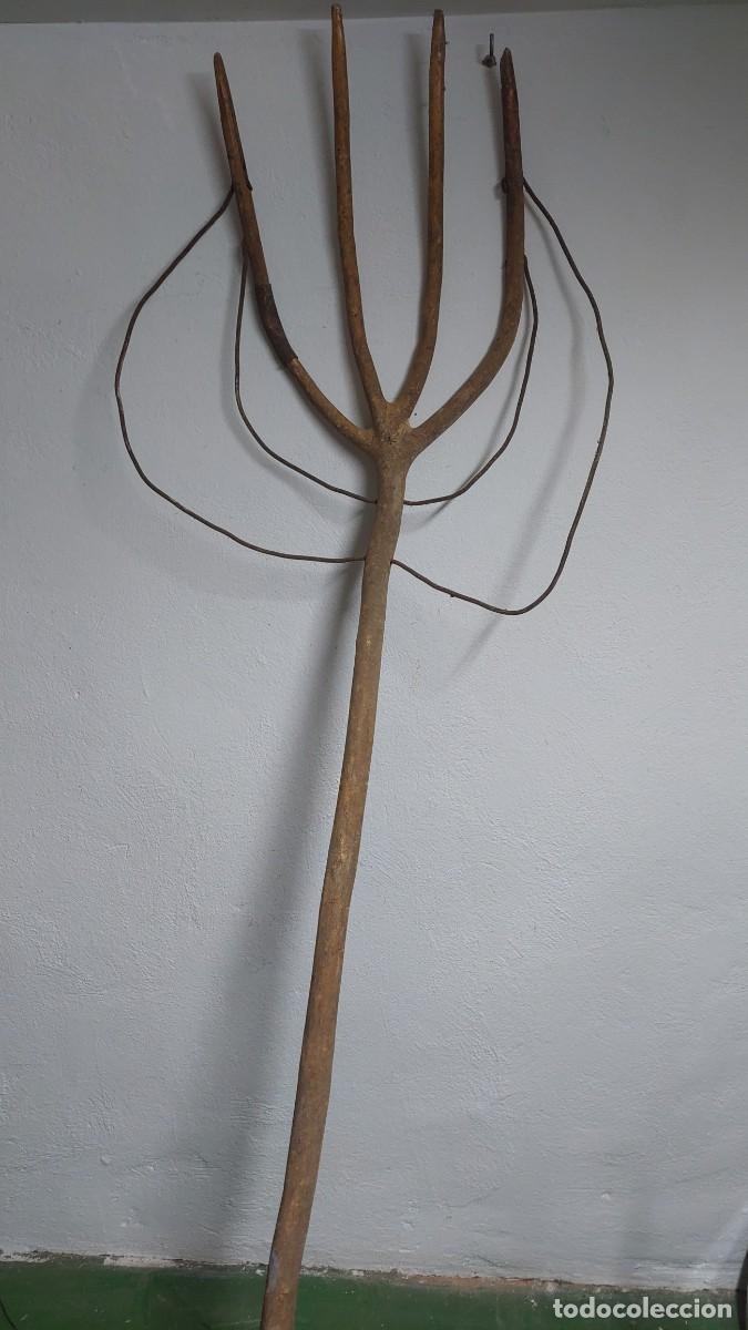 Antig&uuml;edades: Horca de madera agricola gran formato