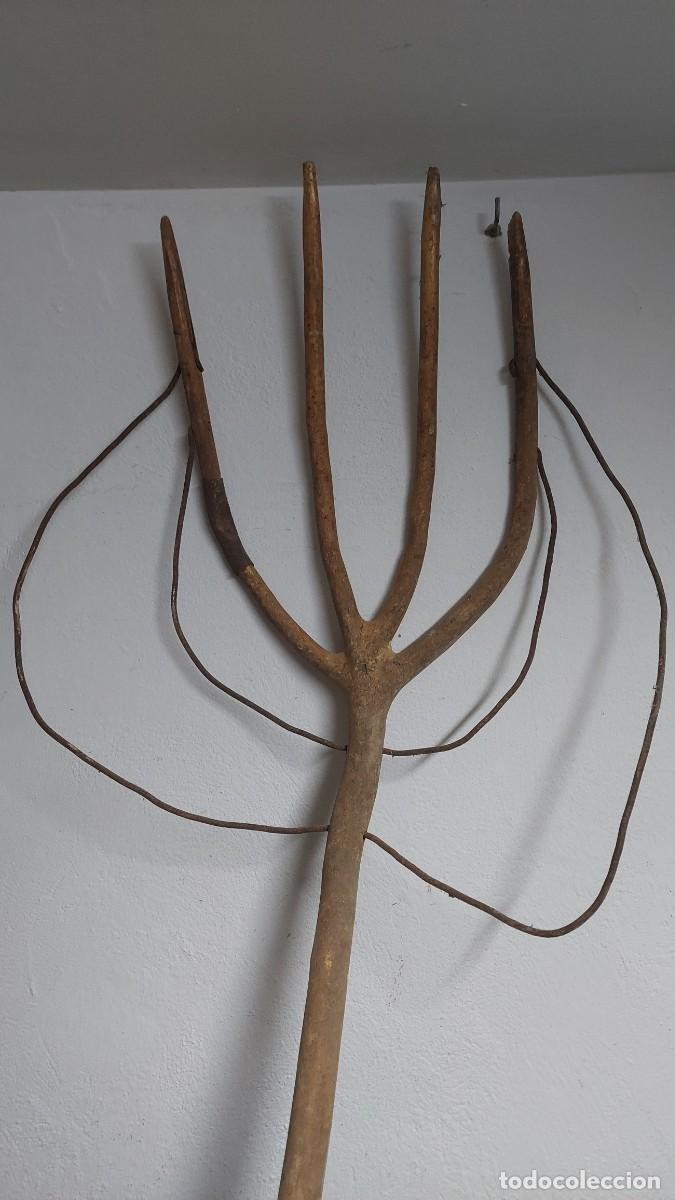 Antig&uuml;edades: Horca de madera agricola gran formato - Foto 2