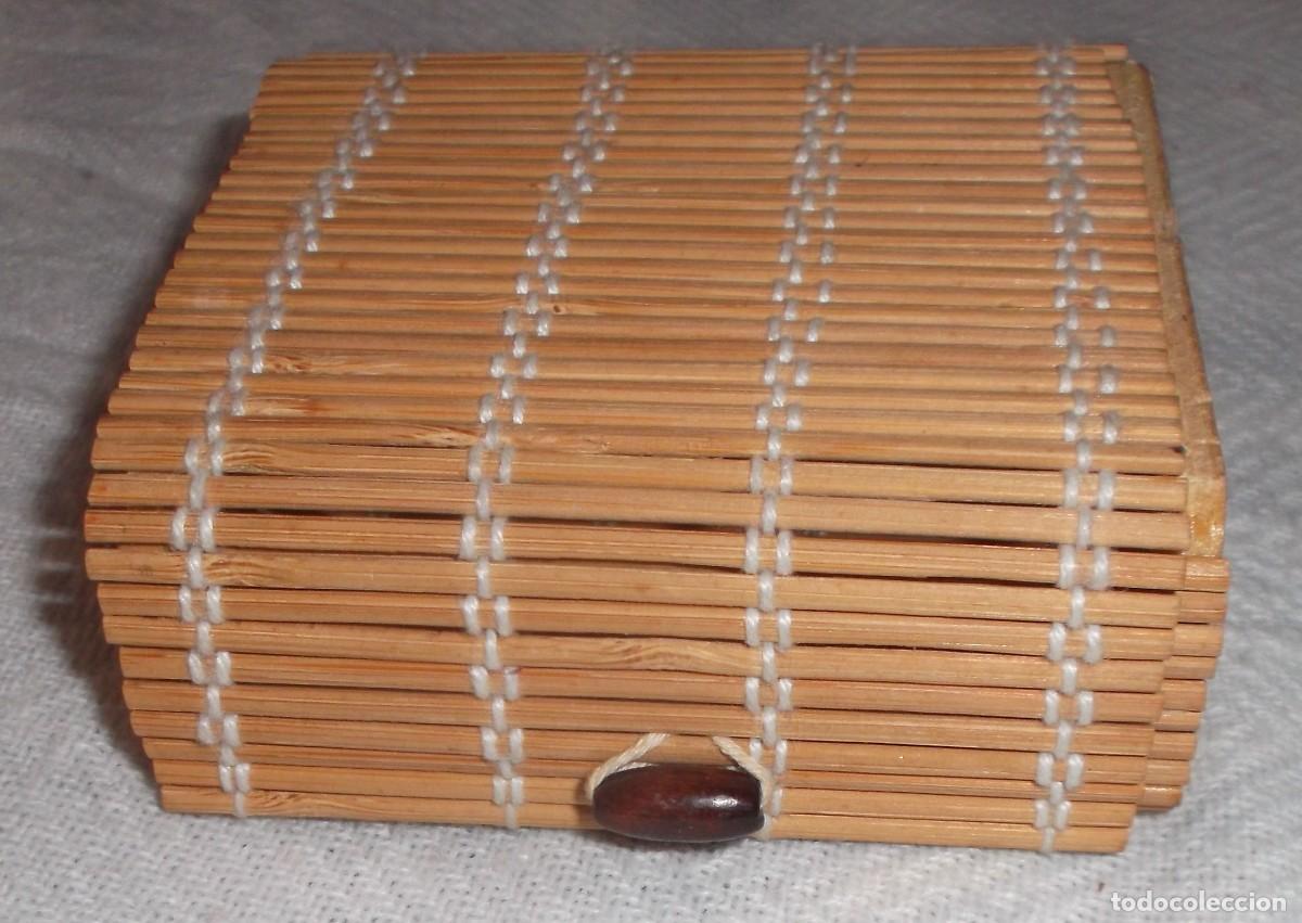 Antig&uuml;edades: caja peque&ntilde;a de bambu traida de filipinas