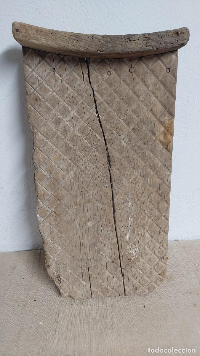 Antig&uuml;edades: Antiqu&iacute;sima tabla de lavar