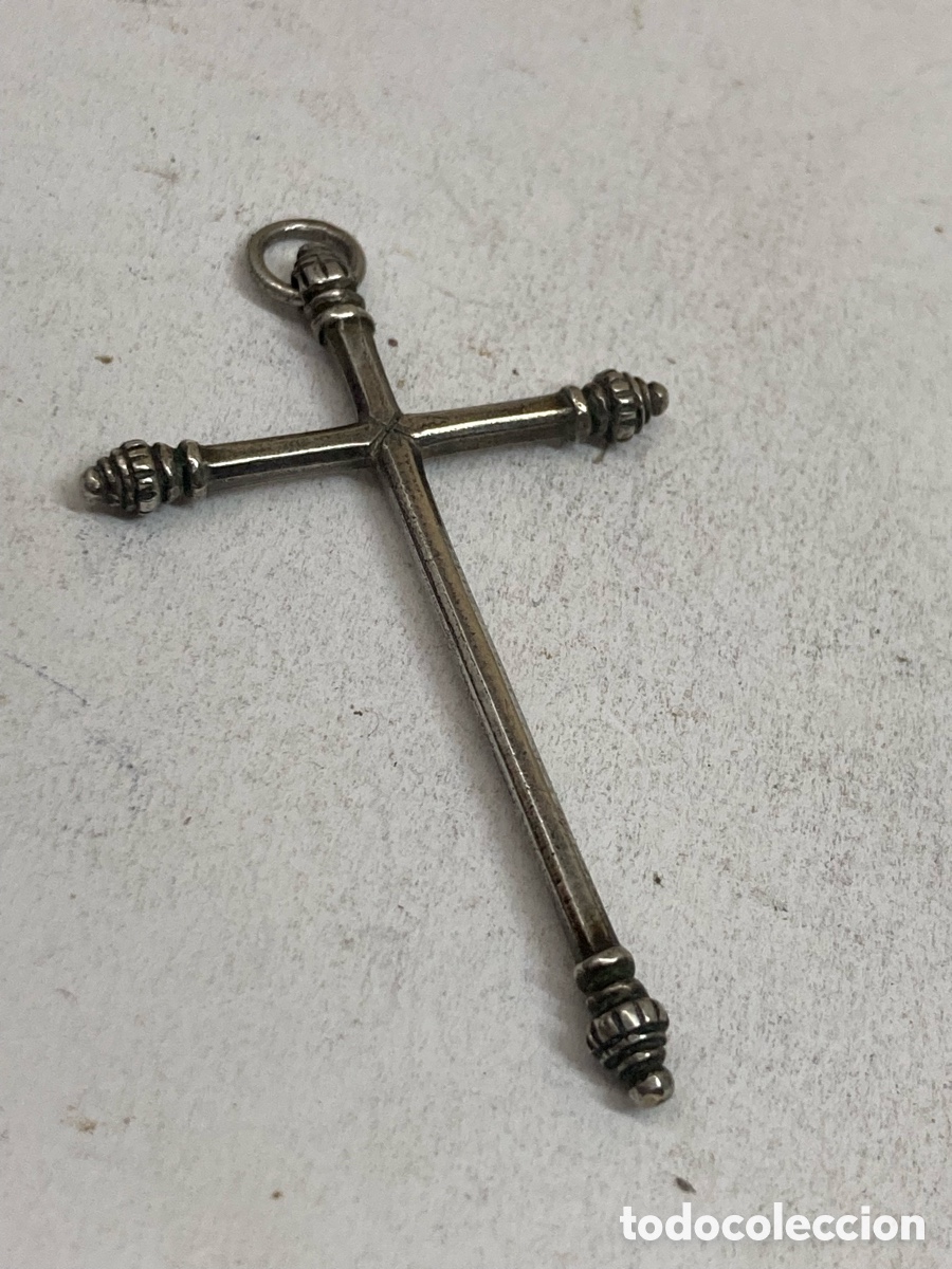 Antig&uuml;edades: Cruz de plata religiosa C604