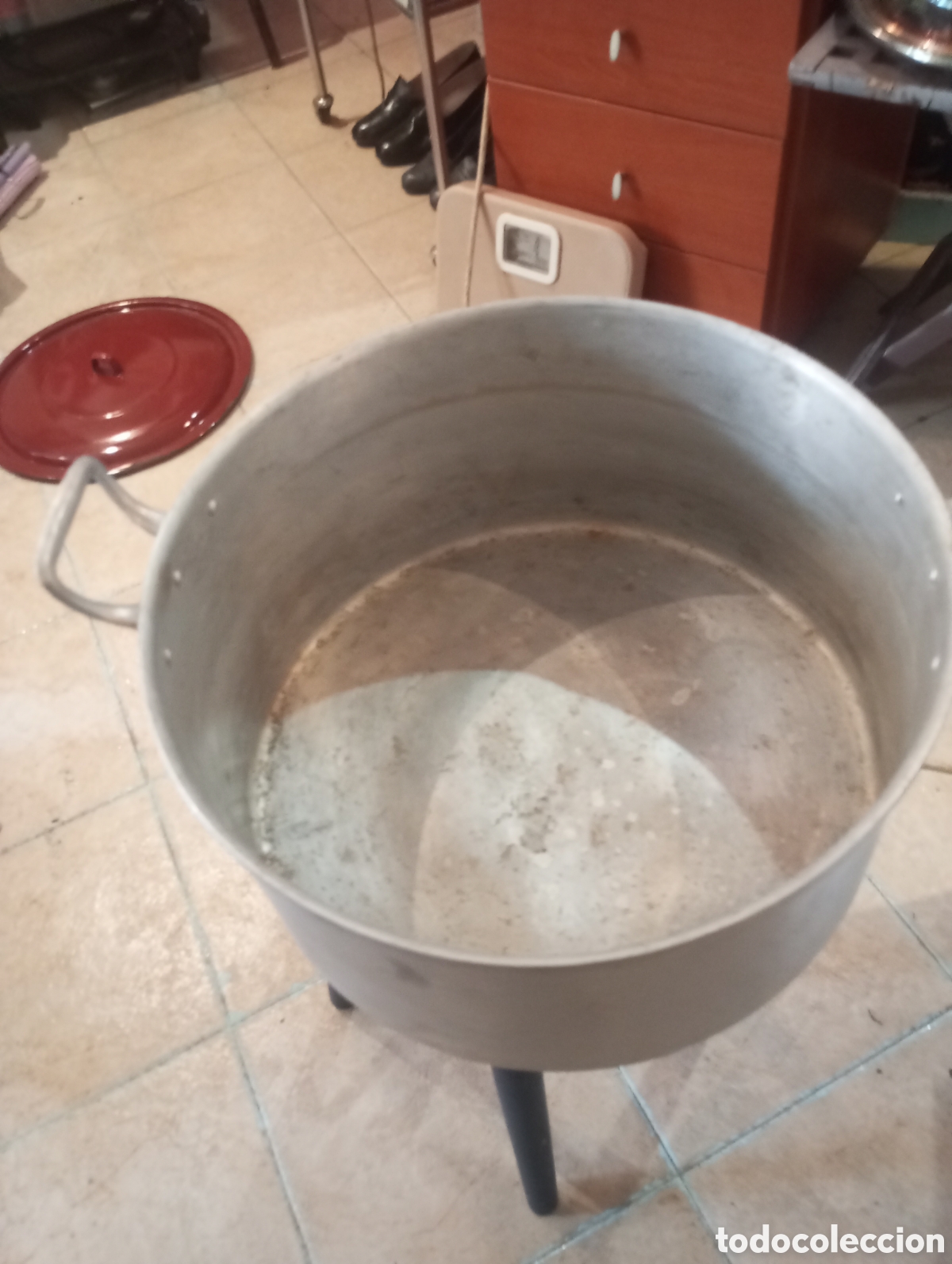 Antig&uuml;edades: Antigua olla de aluminio - Foto 2
