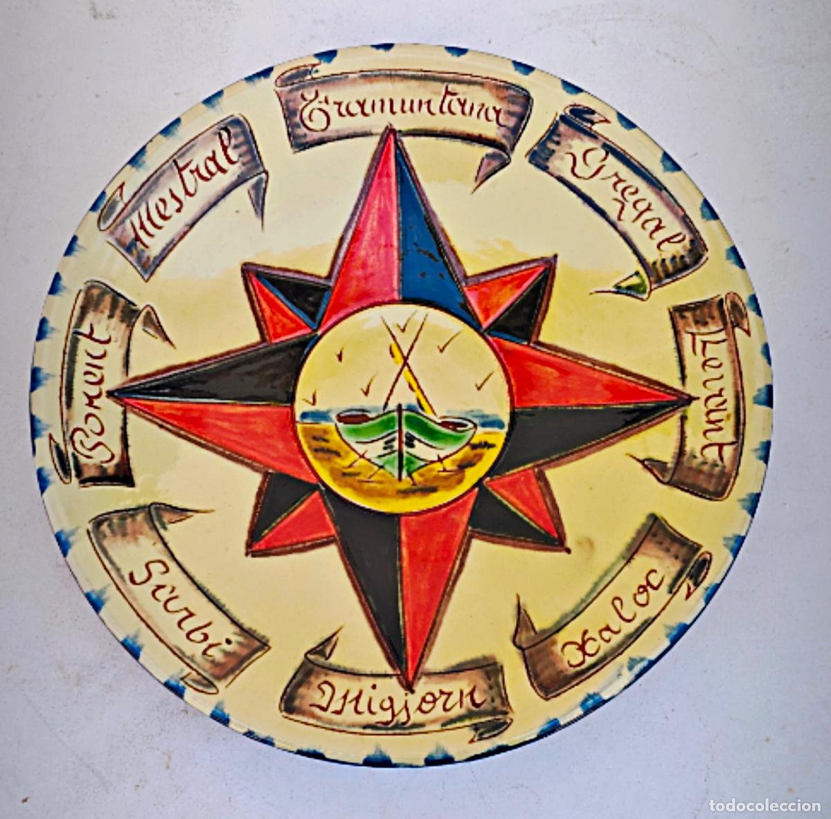 Antig&uuml;edades: GRAN PLATO LA ROSA DE LOS VIENTOS DE PUIGDEMONT LA BISBAL - 32 CM - A&Ntilde;OS 80 - PARA COLGAR