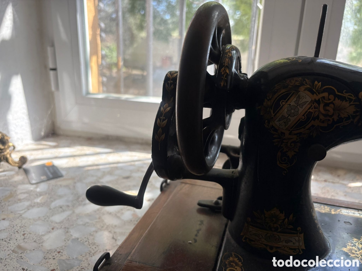 Antig&uuml;edades: MAQUINA DE COSER ANTIGUA - Foto 3