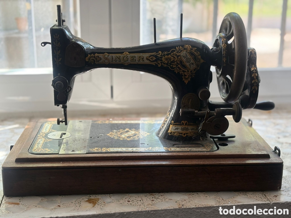 Antig&uuml;edades: MAQUINA DE COSER ANTIGUA - Foto 4