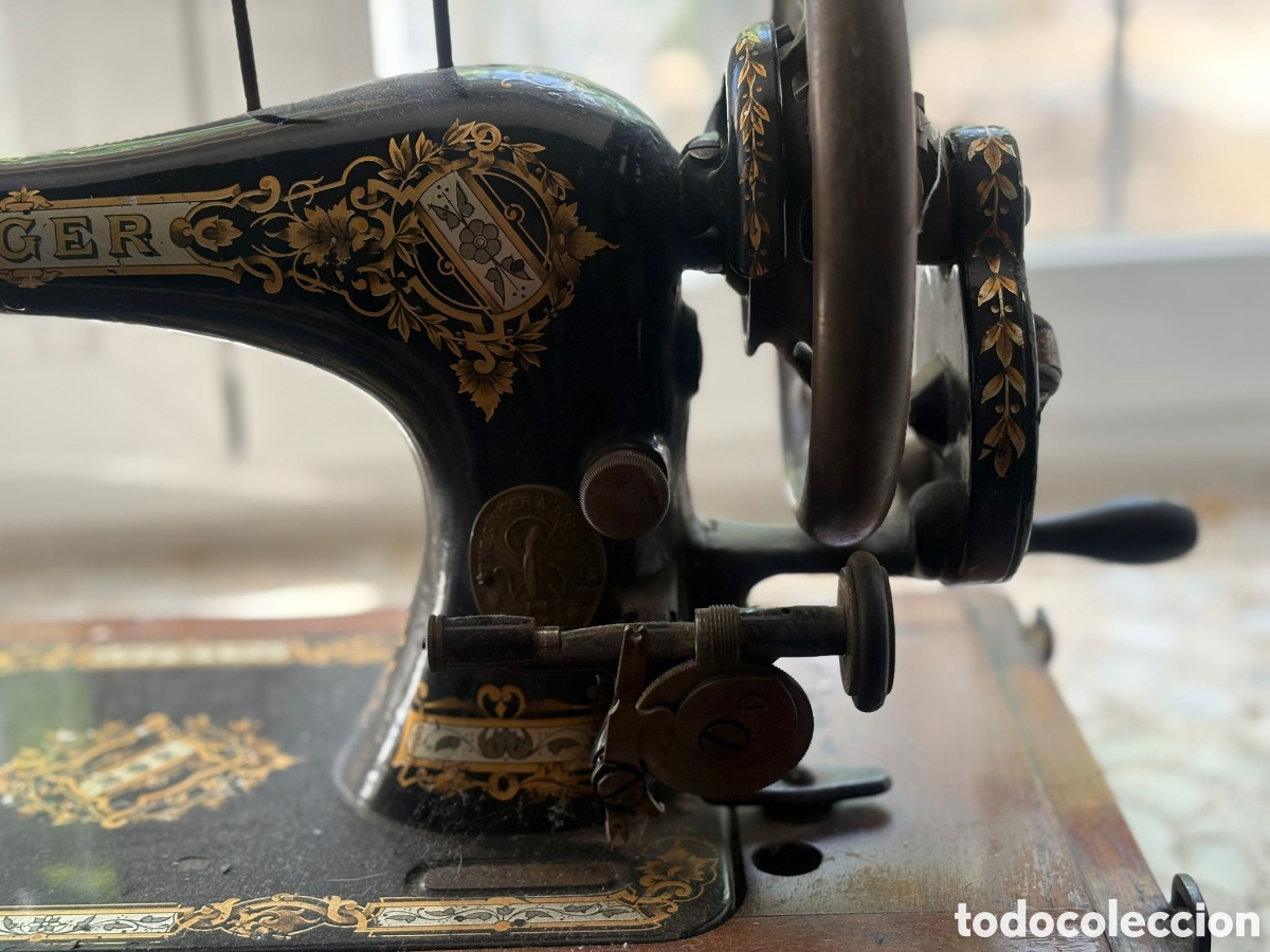 Antig&uuml;edades: MAQUINA DE COSER ANTIGUA - Foto 5