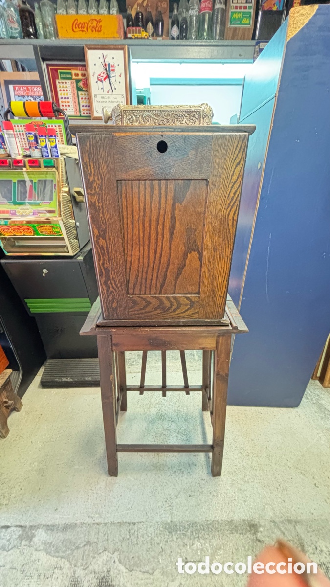 Antig&uuml;edades: M&aacute;quina tragaperras antigua - Foto 4