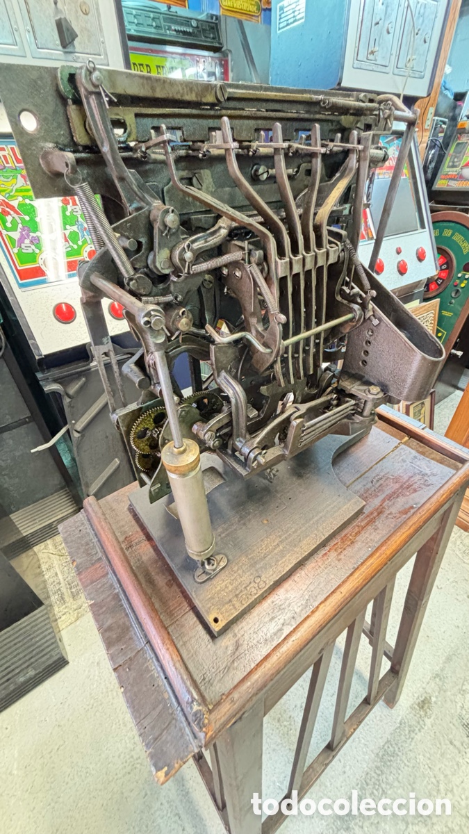 Antig&uuml;edades: M&aacute;quina tragaperras antigua - Foto 13