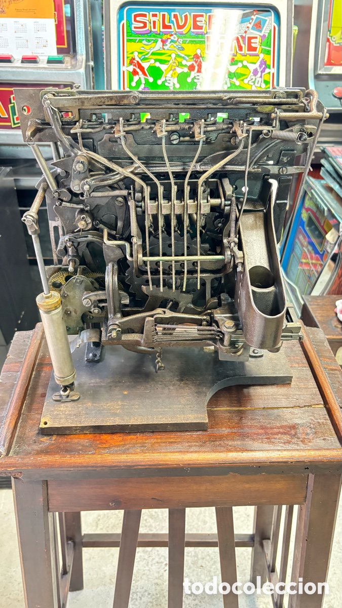 Antig&uuml;edades: M&aacute;quina tragaperras antigua - Foto 17