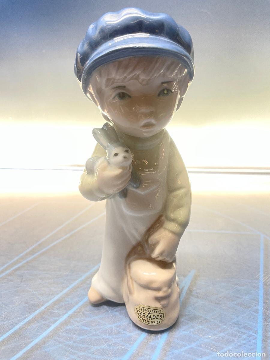 Antig&uuml;edades: Figura de porcelana casades 18cm chico de campo