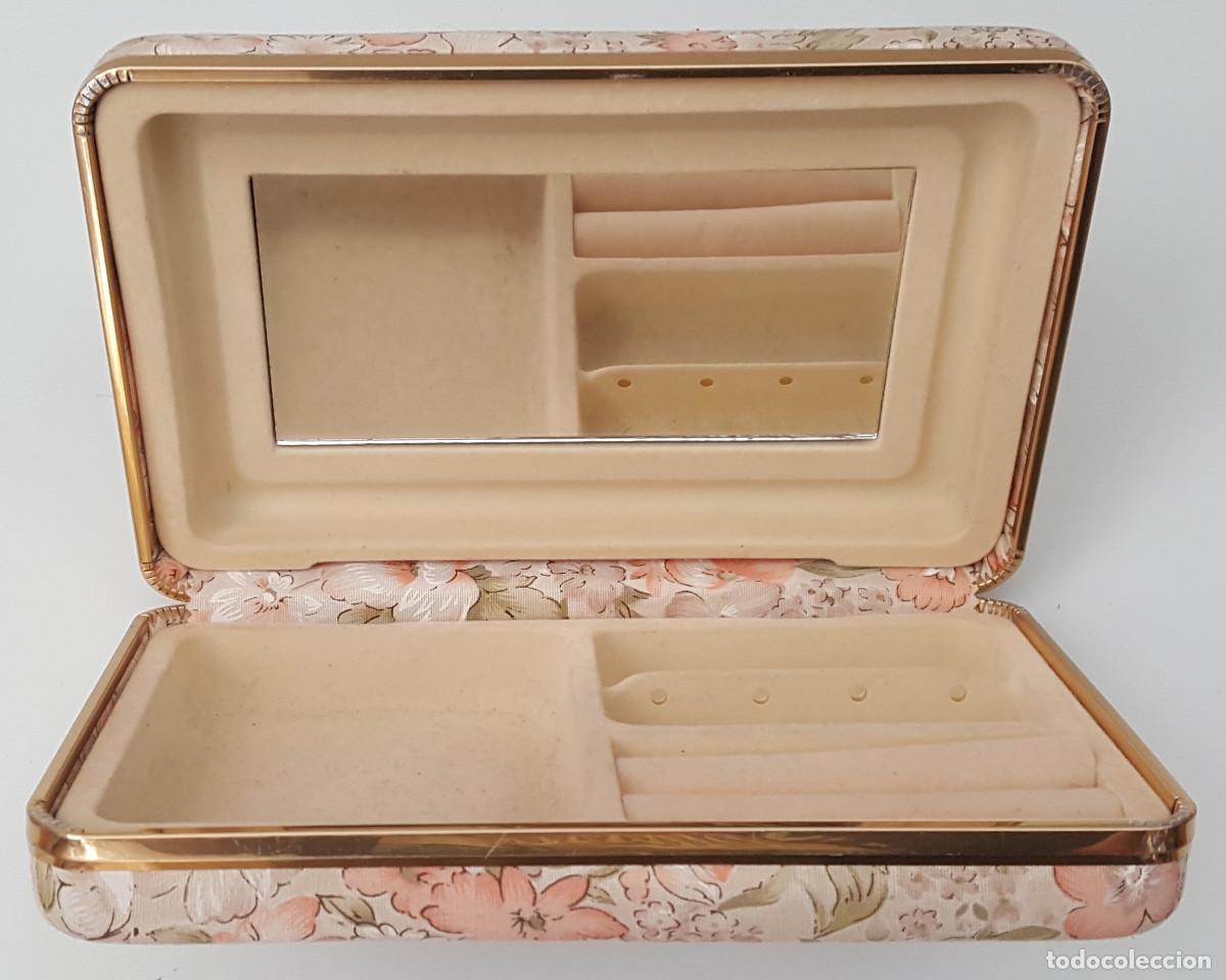 Antig&uuml;edades: BONITA CAJA JOYERO ACOLCHADA DE MADERA CON ESPEJO 12 X 18 X 8,50 CM