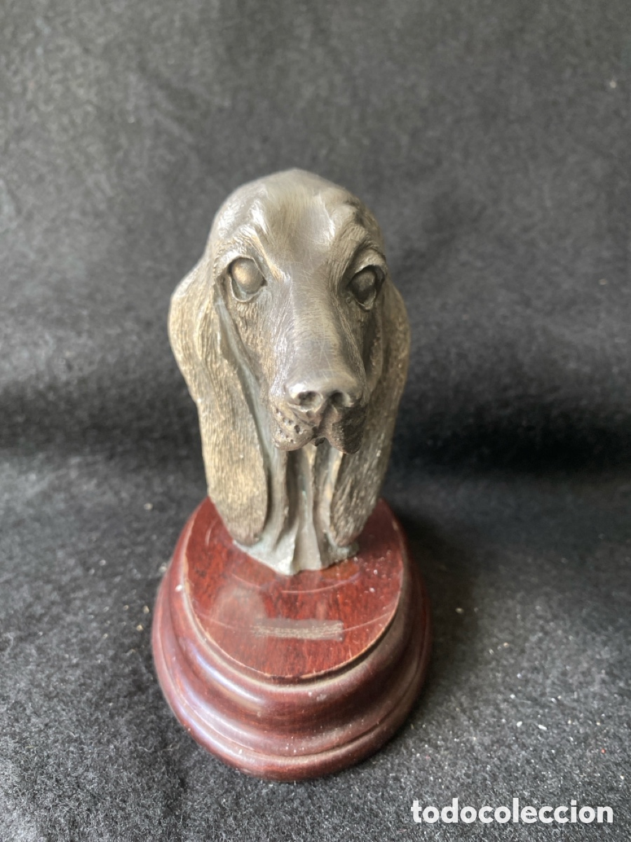 Antig&uuml;edades: Basset hound figura ba&ntilde;ada plata de ley