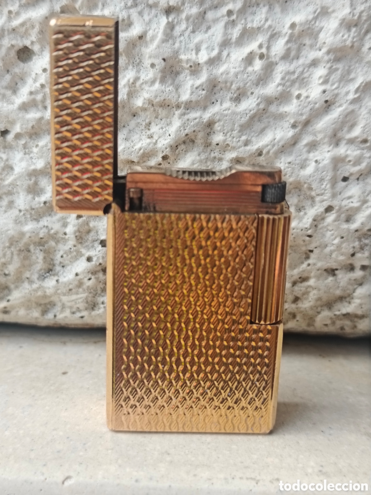 Antig&uuml;edades: Mechero S.T. Dupont chapado en oro
