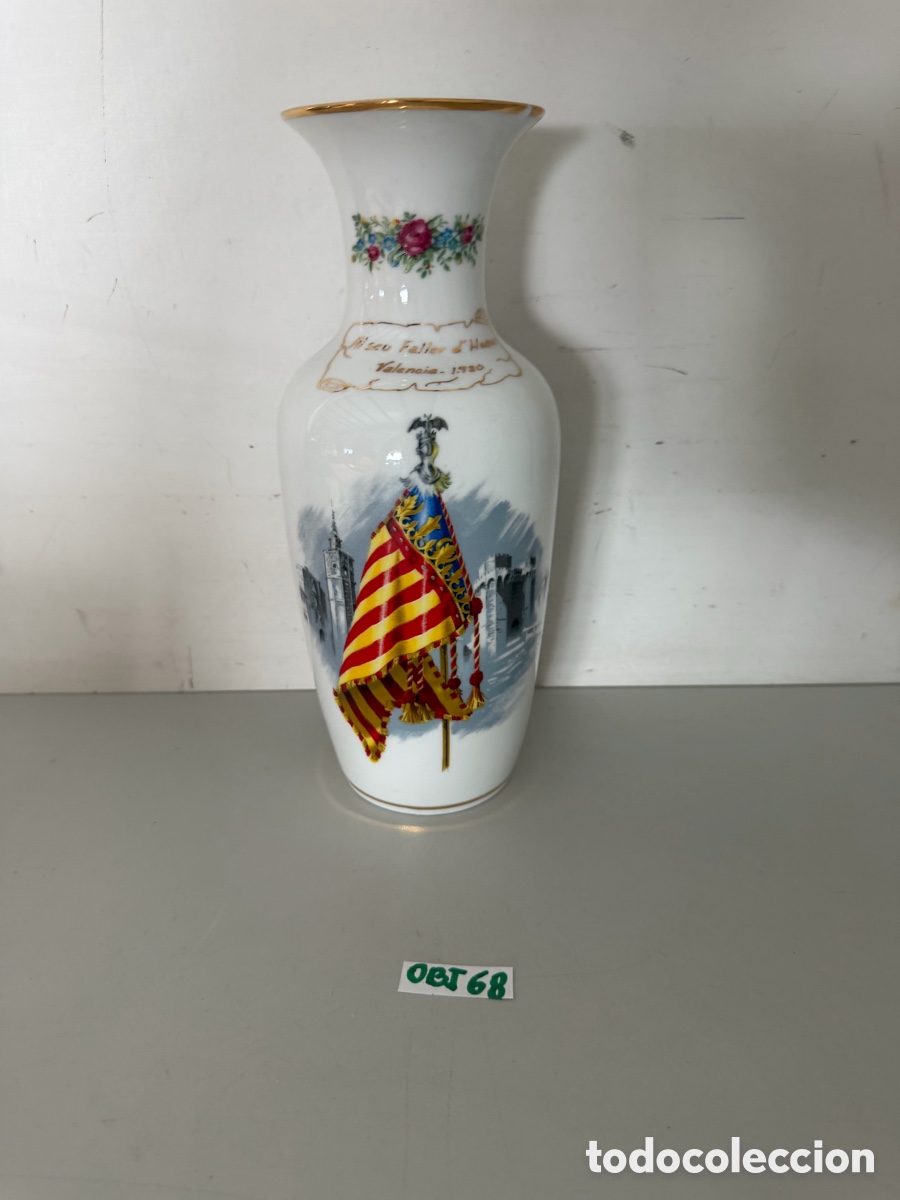 Antig&uuml;edades: Jarr&oacute;n de porcelana bandera de Valencia