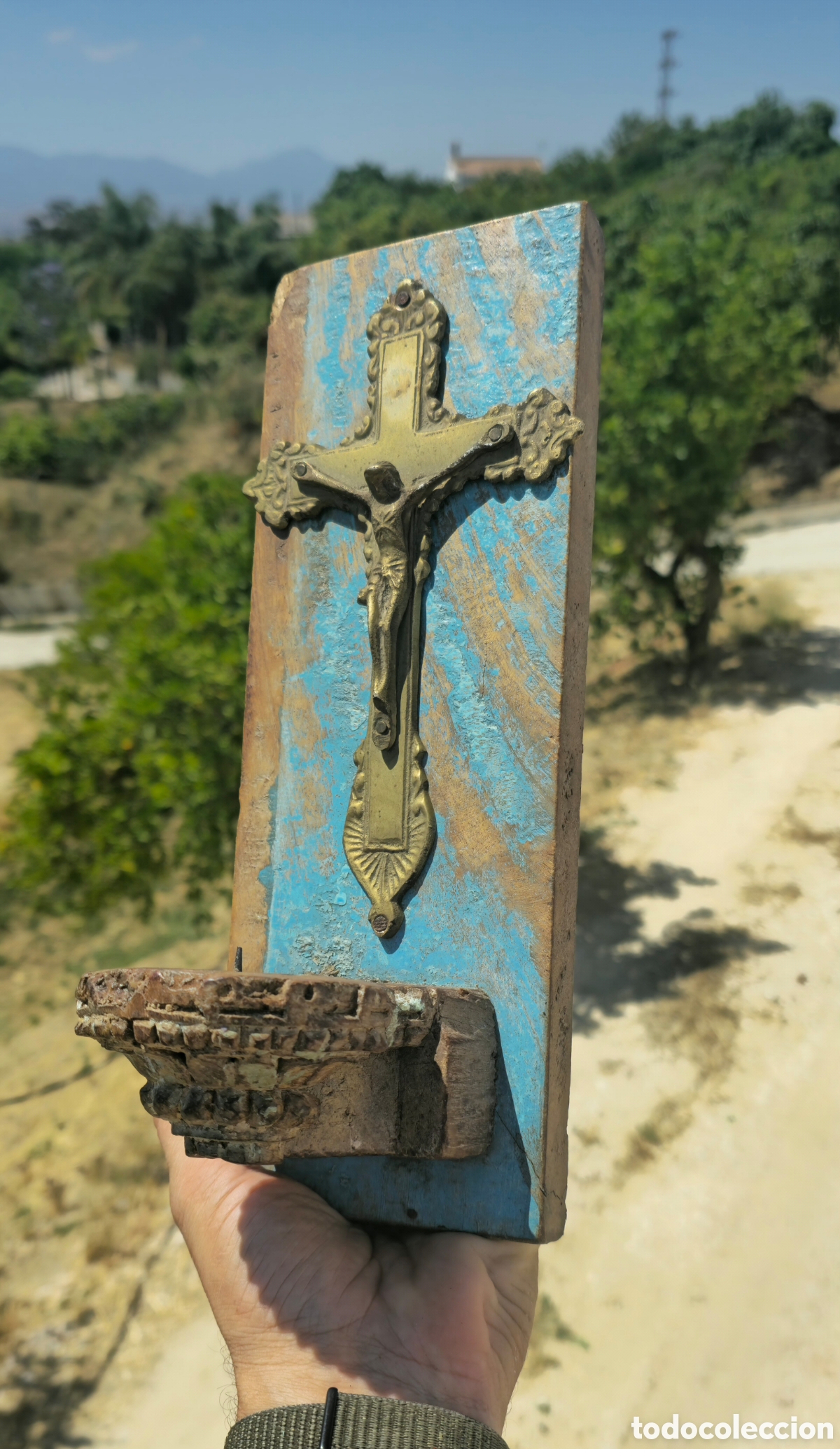 Antig&uuml;edades: Antiguo portavela con Crucifijo
