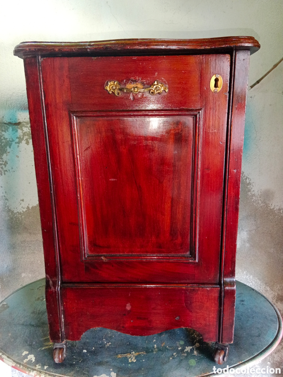 Antig&uuml;edades: Carbonera inglesa de caoba .ver fotos y descripci&oacute;n.