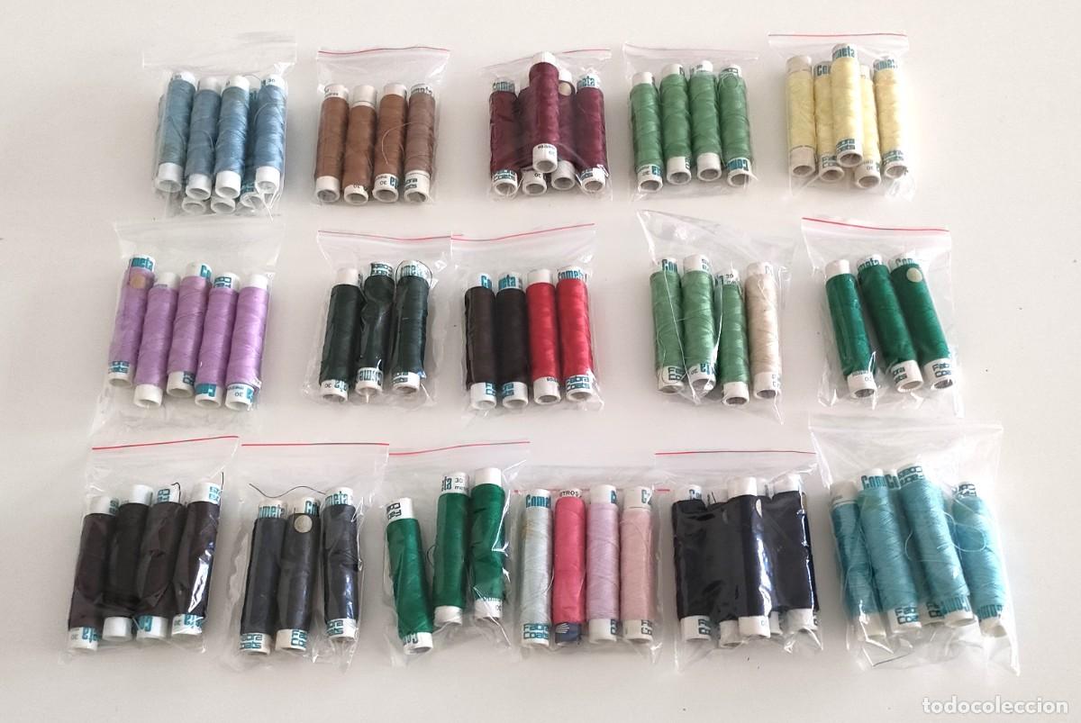 Antig&uuml;edades: 70 antiguas bobinas de hilo de algod&oacute;n Cometa Fabra Coats (Lote 34)